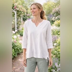 Orvis White V Neck Top 3/4 Sleeve Cotton Blend Classic Minimalist M